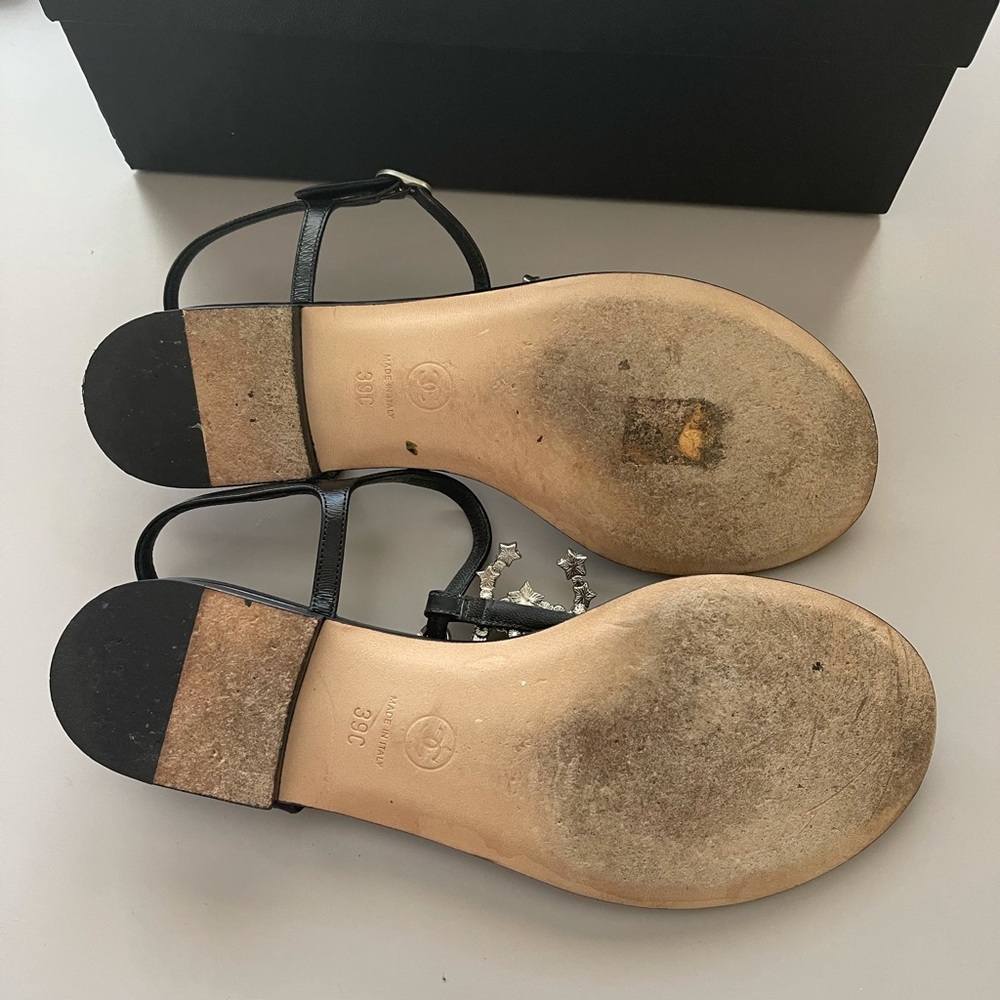 CHANEL Sandals CC Logo Size 39 - Picture 3 of 6